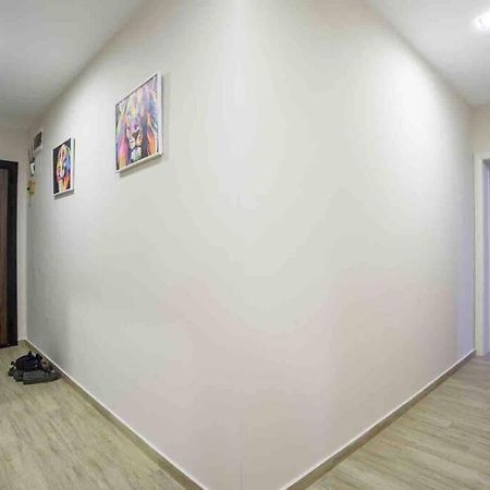 Sunny Spacious Apartment In A Great Location Kazanlŭk Exterior foto
